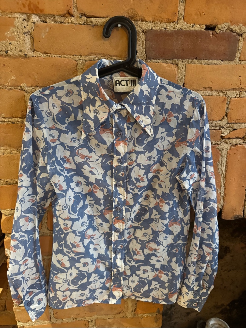 Women’s vintage sheer 1970’s Blue Floral Button-Up Blouse